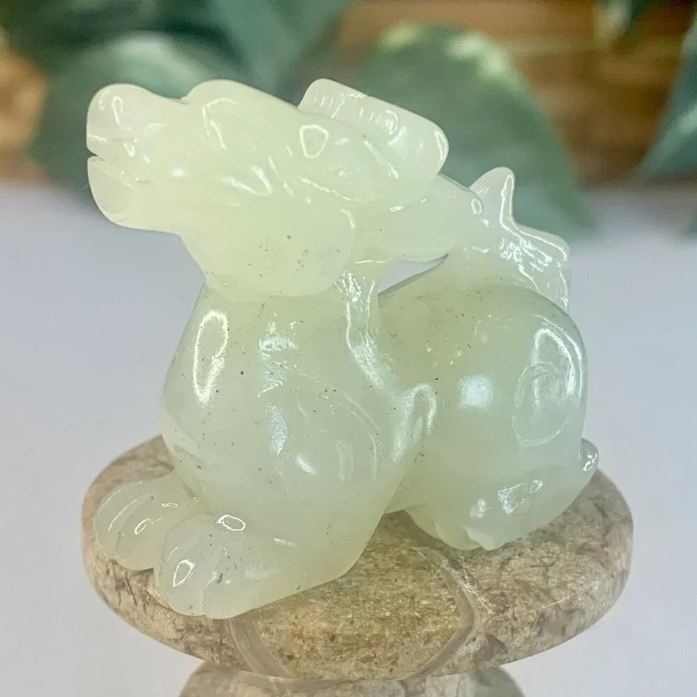 Chinese Jade Foo Dog Pixiu Figurine Carved Mythical Animal Figure Statue Vintage